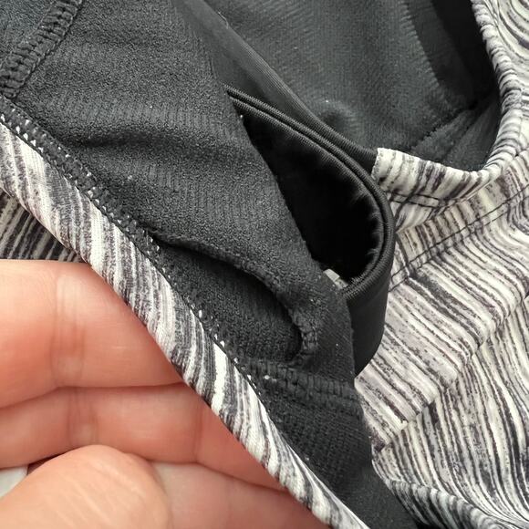 Nike Tankini Swim Top Cross Strap Gray Bra Yoga Workout Size Small *No Bra Pads* - Picture 6 of 6